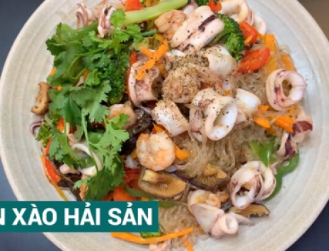 Bật Mí Cách Làm Miến Xào Hải Sản Đậm Đà Thơm Ngon