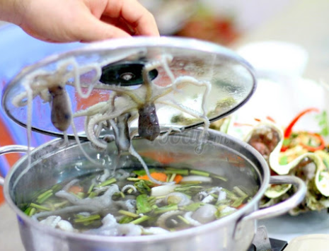 Nhà hàng hải sản tươi, menu ngon nhứt nách