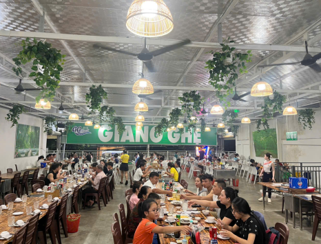 TIỆC TẤT NIÊN BIÊN HÒA – GIÁ RẺ, HẢI SẢN CHẤT LƯỢNG | GIANG GHẸ