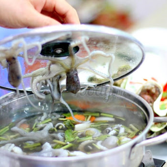 BẠCH TUỘC (Size 12-18 Con/ Kg) - Giá đã bao gồm VAT