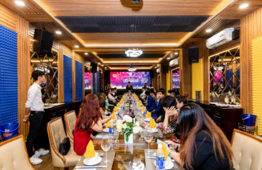 TỔ CHỨC TẤT NIÊN