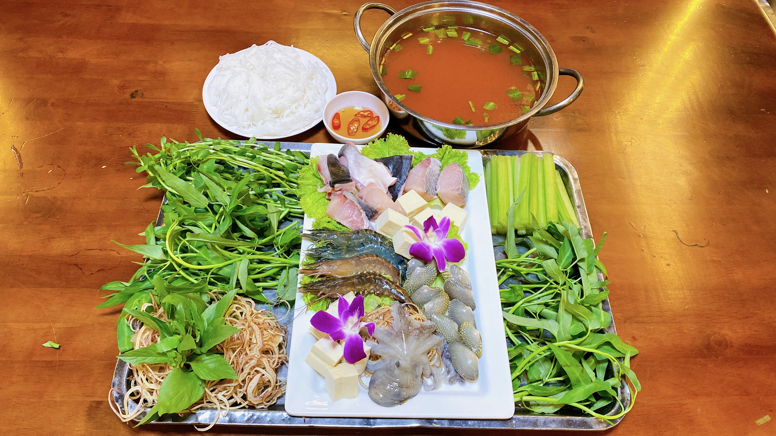 Địa điểm đặt tiệc tất niên hot
