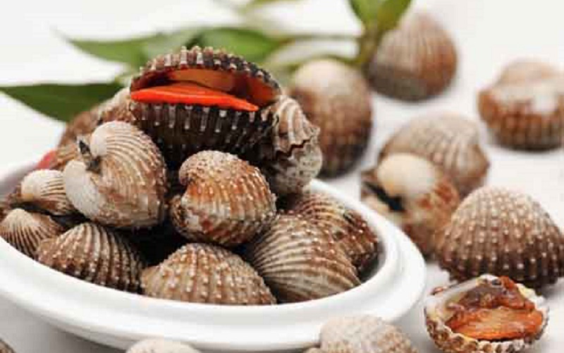 Sò huyết nướng mọi