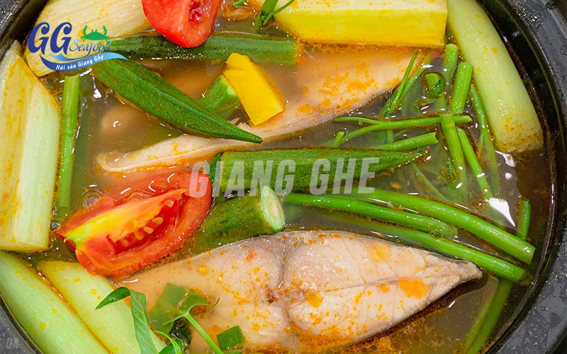 lẩu cá chim nấu ngót