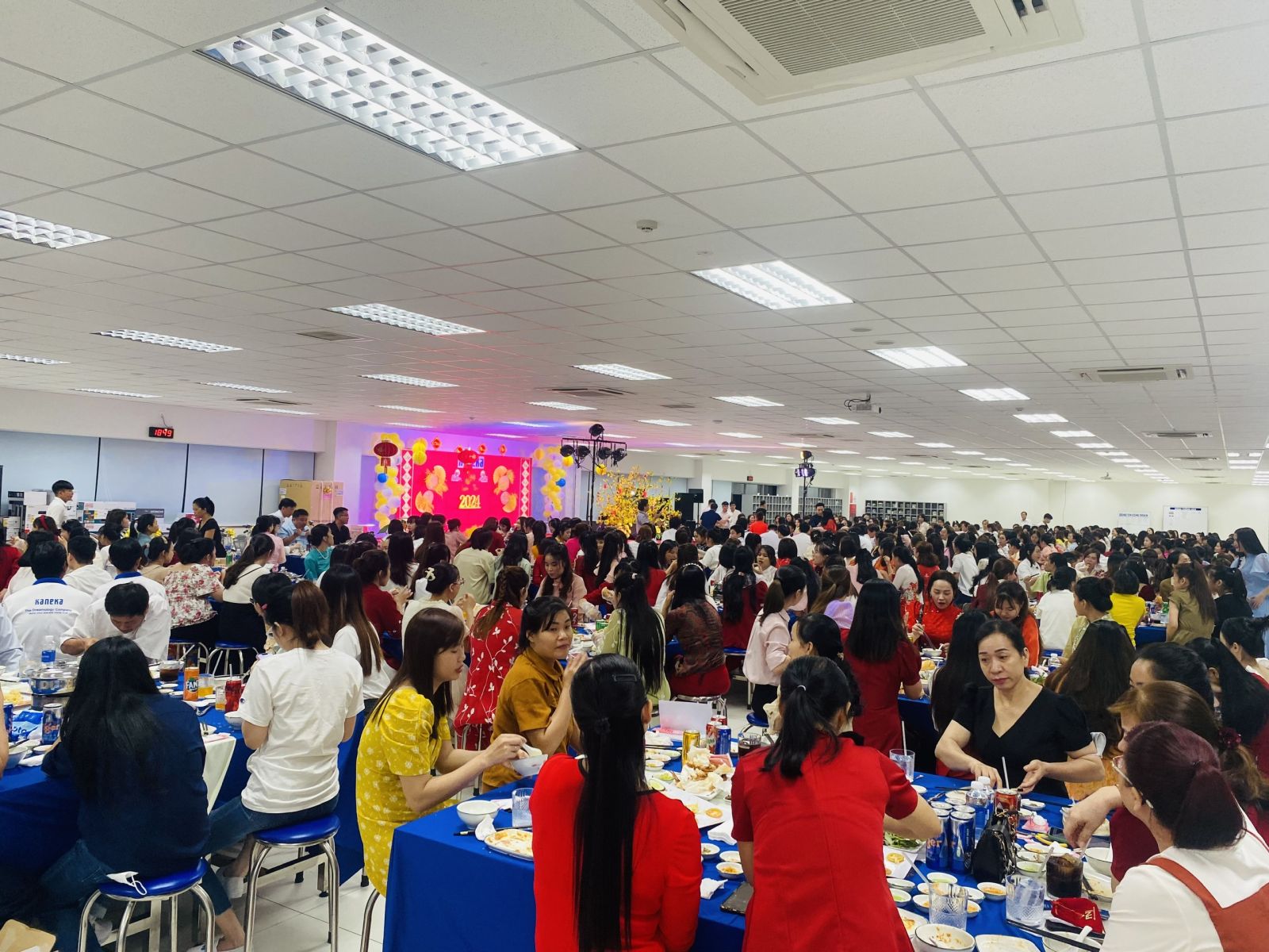 Tiệc Tất niên công ty Tân Bình