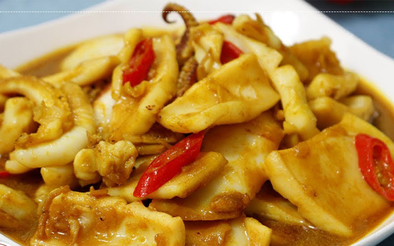 mực xào ca ri